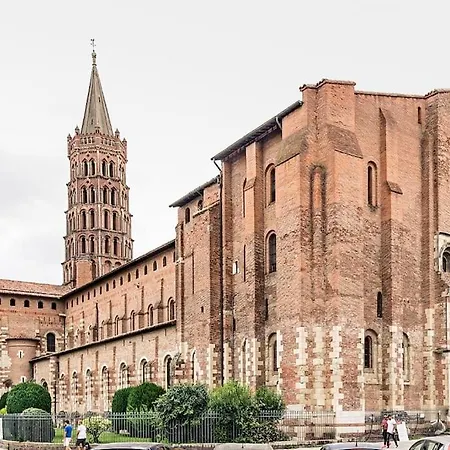 Le Saint-sernin Eclatant * Tolosa